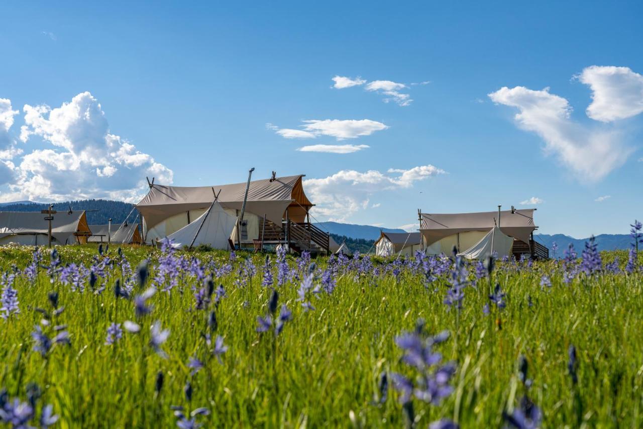 Under Canvas West Yellowstone Extérieur photo